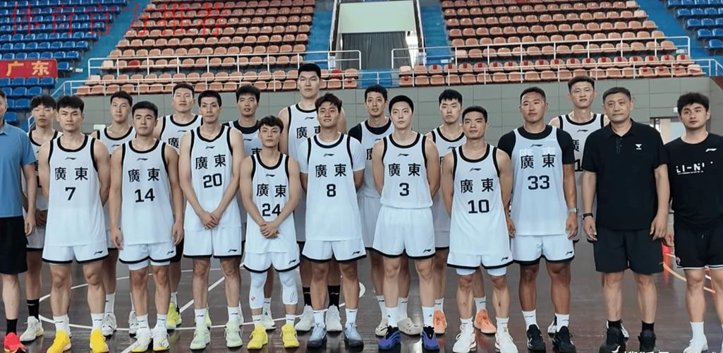 全运会男篮-广东轻取浙江进八强 上海天津小组第2出线